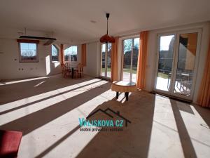 Prodej rodinného domu, Kroměříž, 340 m2