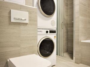 Pronájem bytu 4+kk, Praha - Záběhlice, Mattioliho, 126 m2