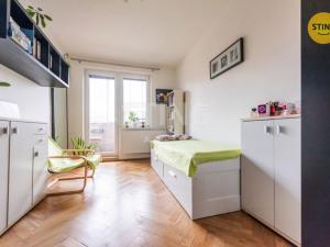 Prodej bytu 3+1, Suchohrdly u Miroslavi, 90 m2