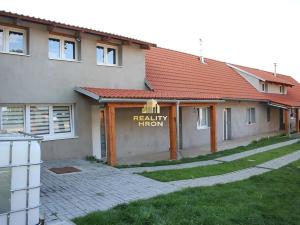 Prodej rodinného domu, Louny, 478 m2