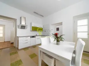 Pronájem bytu 3+1, Praha - Žižkov, Vinohradská, 95 m2