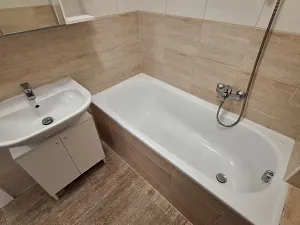 Pronájem bytu 2+kk, Praha - Vršovice, Rybalkova, 45 m2