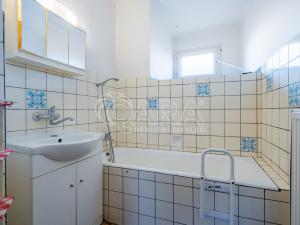 Prodej rodinného domu, Komárov, Sokolovická, 140 m2