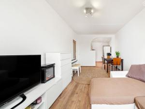 Prodej bytu 2+kk, Praha - Újezd nad Lesy, Malotická, 43 m2