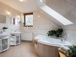 Prodej rodinného domu, Praha - Uhříněves, Jana Srba, 223 m2