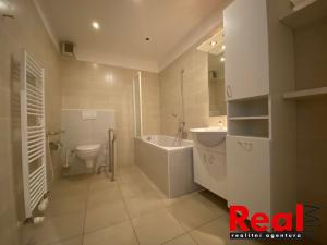 Pronájem bytu 2+kk, Brno - Královo Pole, Purkyňova, 66 m2