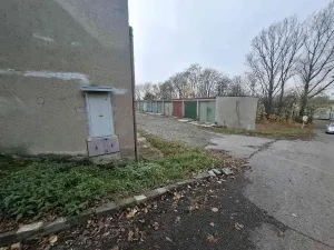 Pronájem garáže, Brno, Cornovova, 18 m2