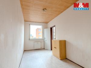 Prodej bytu 2+1, Orlová - Lutyně, Karla Dvořáčka, 43 m2