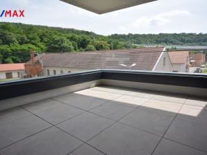 Pronájem bytu 2+kk, Praha - Karlín, U Sluncové, 56 m2