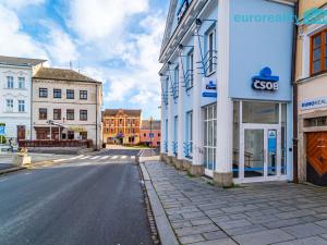 Pronájem kanceláře, Tachov, náměstí Republiky, 27 m2