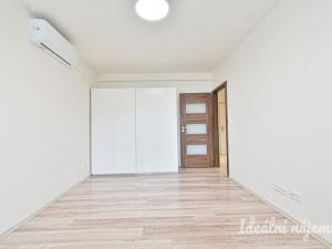 Pronájem bytu 2+kk, Brno, Kroftova, 63 m2