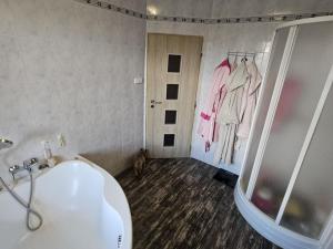 Prodej rodinného domu, Rožmitál pod Třemšínem, Sladkovského, 200 m2