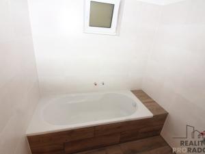 Prodej rodinného domu, Chvalovice, 213 m2