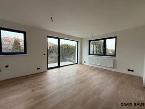 Prodej bytu 4+kk, Šlapanice, Těsnohlídkova, 105 m2