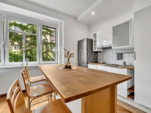 Pronájem bytu 2+kk, Praha, 60 m2