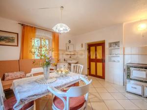 Prodej rodinného domu, Nové Mitrovice, 101 m2