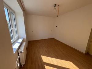 Pronájem bytu 2+1, Přerov, Šrobárova, 57 m2