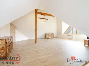 Prodej ubytování, Horní Lhota, 770 m2