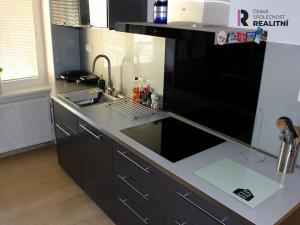 Pronájem bytu 2+kk, Karlovy Vary - Dvory, K. Kučery, 57 m2