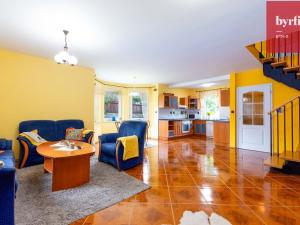 Prodej rodinného domu, Budišov nad Budišovkou - Guntramovice, 220 m2