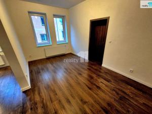 Prodej bytu 3+1, Aš, Údolní, 97 m2