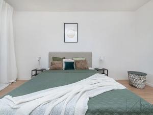 Prodej bytu 4+kk, Praha - Vokovice, Arabská, 80 m2