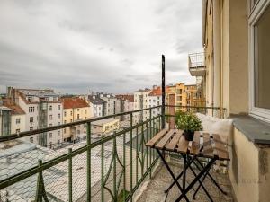 Pronájem bytu 2+kk, Praha - Vršovice, Bulharská, 46 m2