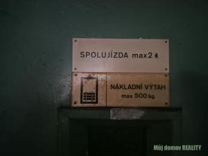 Pronájem výrobních prostor, Světice, V Zahradách, 150 m2