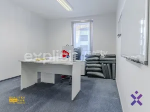 Prodej obchodního prostoru, Uherské Hradiště, Otakarova, 630 m2