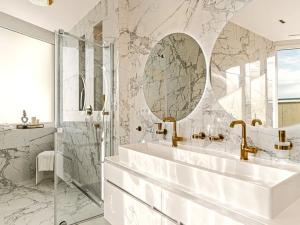 Prodej bytu 4+1, Praha - Stodůlky, Petržílkova, 228 m2