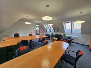 Pronájem kanceláře, Nový Jičín, Na Valech, 66 m2
