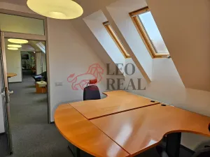 Pronájem kanceláře, Nový Jičín, Na Valech, 66 m2