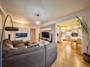 Prodej bytu 4+1, Trutnov, Sněženková, 90 m2