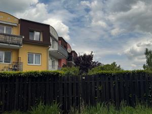 Prodej bytu 2+kk, Černošice, Slunečná, 54 m2