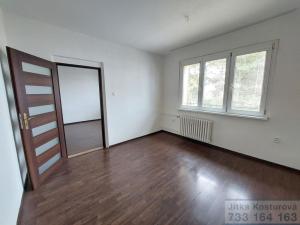 Prodej bytu 2+1, Krnov - Pod Bezručovým vrchem, Seifertova, 55 m2