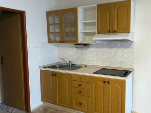 Pronájem bytu 2+kk, Chrudim, Resselovo náměstí, 45 m2