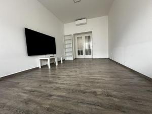 Pronájem bytu 3+1, Praha - Vršovice, Vršovická, 86 m2