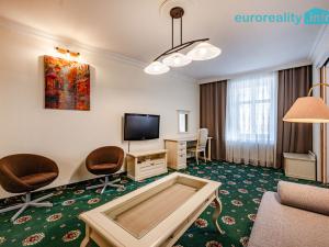 Pronájem ubytování, Karlovy Vary, Libušina, 340 m2