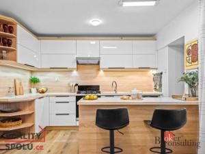 Prodej rodinného domu, Hradec Králové, 250 m2