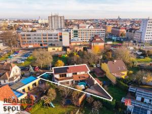 Prodej rodinného domu, Hradec Králové, 250 m2