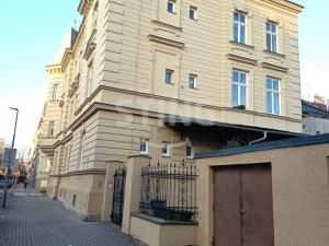 Pronájem bytu 2+kk, Opava, Alšova, 55 m2