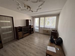 Pronájem bytu 3+1, Pardubice - Polabiny, Křičkova, 58 m2