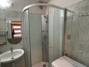 Pronájem bytu 3+1, Pardubice - Polabiny, Křičkova, 58 m2