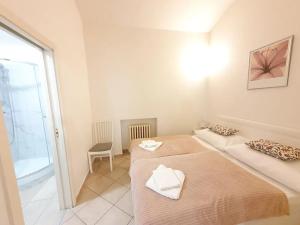 Pronájem bytu 2+kk, Praha - Nové Město, Ostrovní, 30 m2