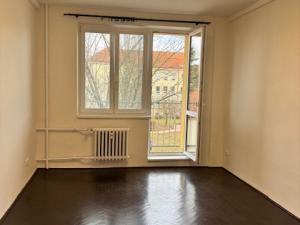 Pronájem bytu 2+1, Pardubice, Benešovo náměstí, 59 m2