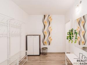 Prodej bytu 3+1, Hodonín, Národní třída, 66 m2