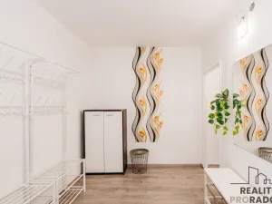 Prodej bytu 3+1, Hodonín, Národní třída, 66 m2