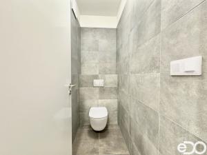 Pronájem bytu 2+kk, Praha, Zlochova, 51 m2