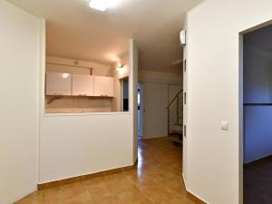 Pronájem komerční nemovitosti, Praha - Křeslice, Na rovině, 140 m2