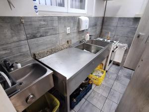 Pronájem restaurace, Teplice, Benešovo náměstí, 98 m2